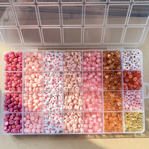 300/840pcs Pink, Red & White, Golden Letter & Heart Acrylic Beads Set - Jewelry Making Kit for DIY Bracelets, Necklaces - Toxic Skullz